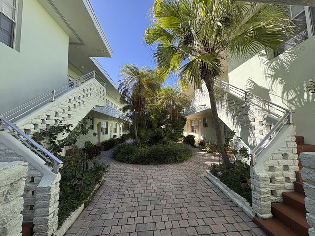 Bay View Condo photo 2